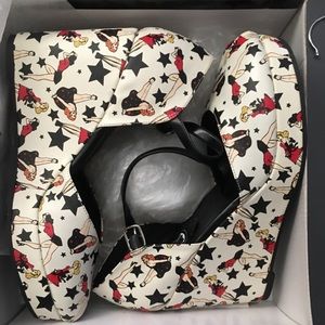 Tuk pinup heels sz 10